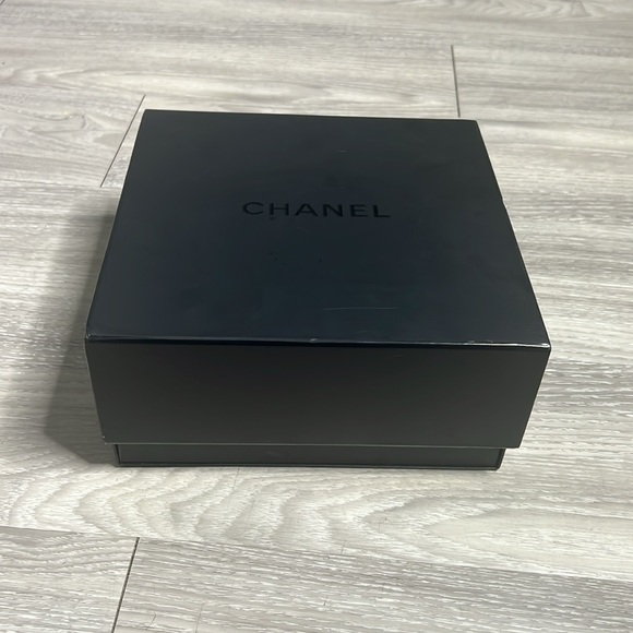 Chanel Parfum Black Box (just box) - Picture 2 of 12